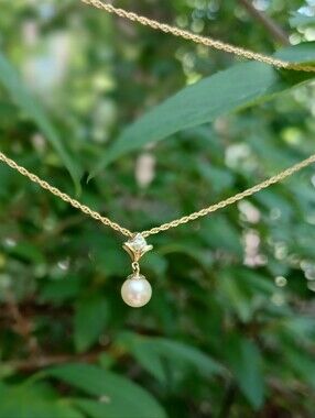 Elegant Gold Pearl Drop Necklace - White Pearl Pendant